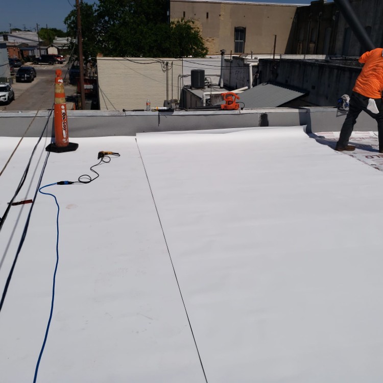 Roofing services in Lubbock, TX