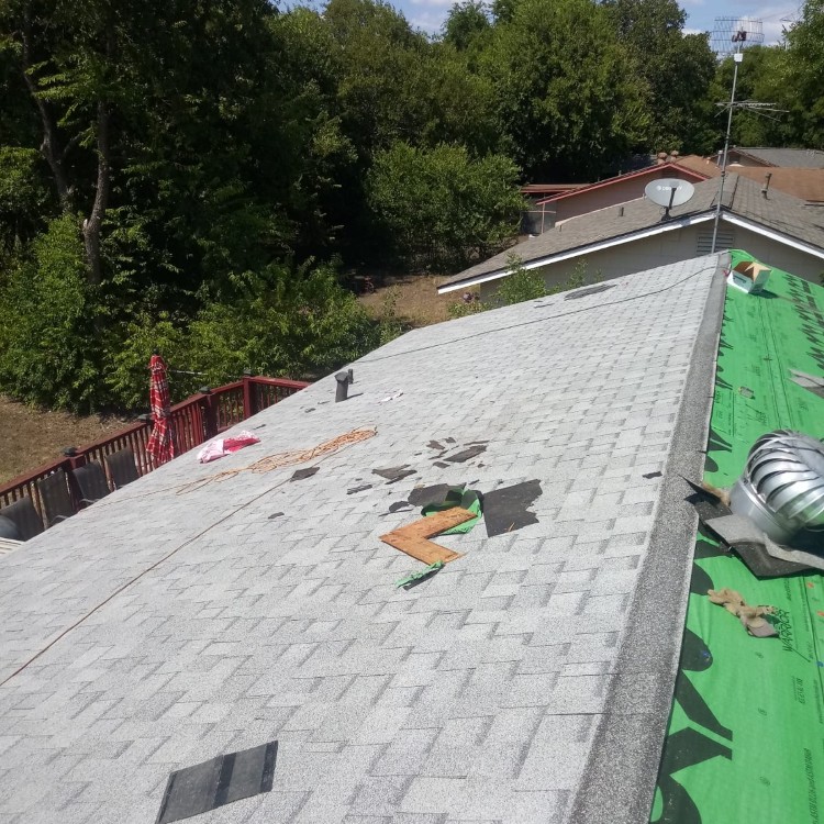 Roofing services in Lubbock, TX