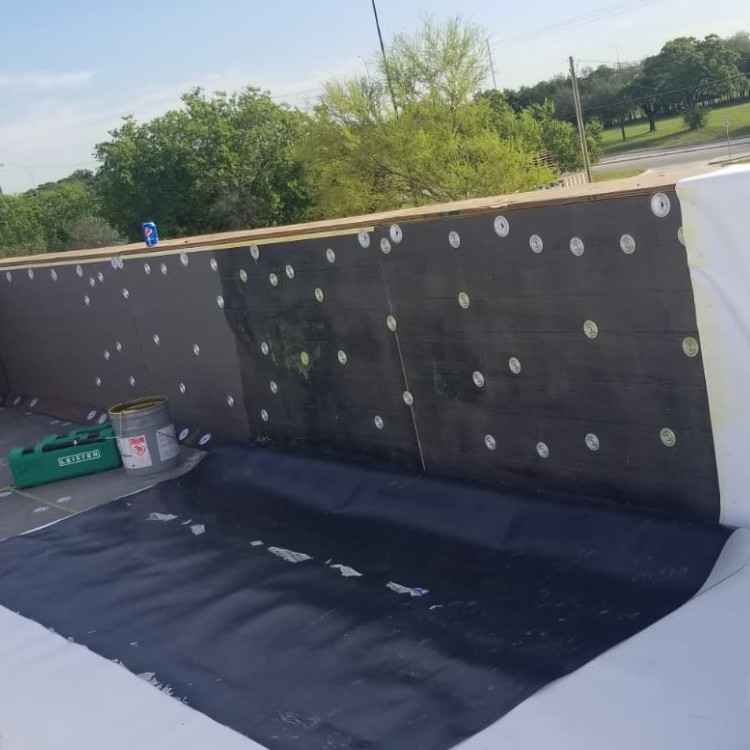 Roofing services in Lubbock, TX